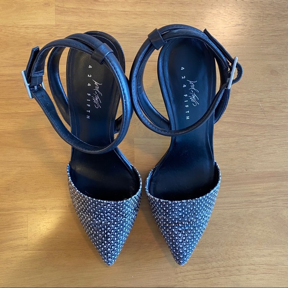 Lord & Taylor 424 Fifth Heels - Picture 2 of 7